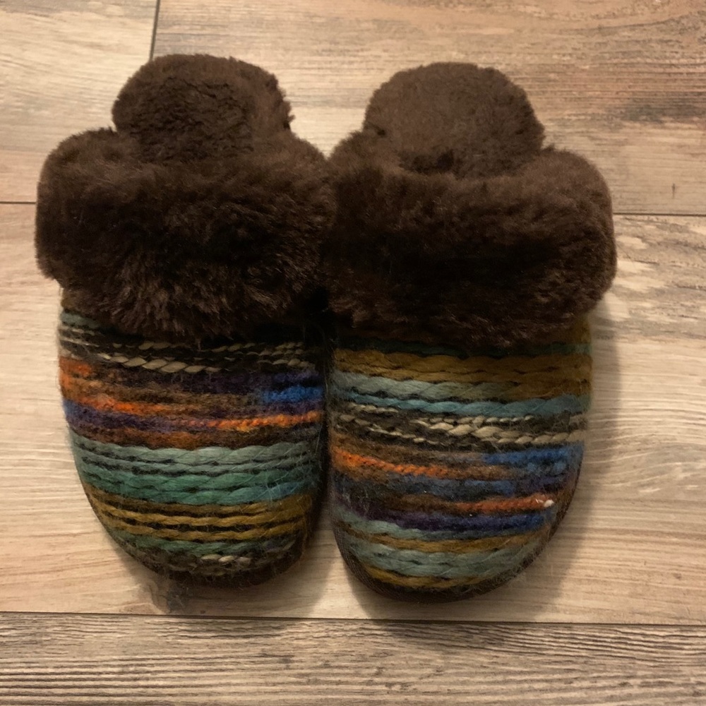 Ladies slippers